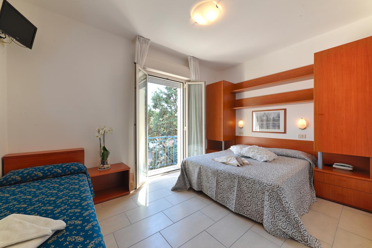 Hotel Taormina Ριτσόνε Εξωτερικό φωτογραφία